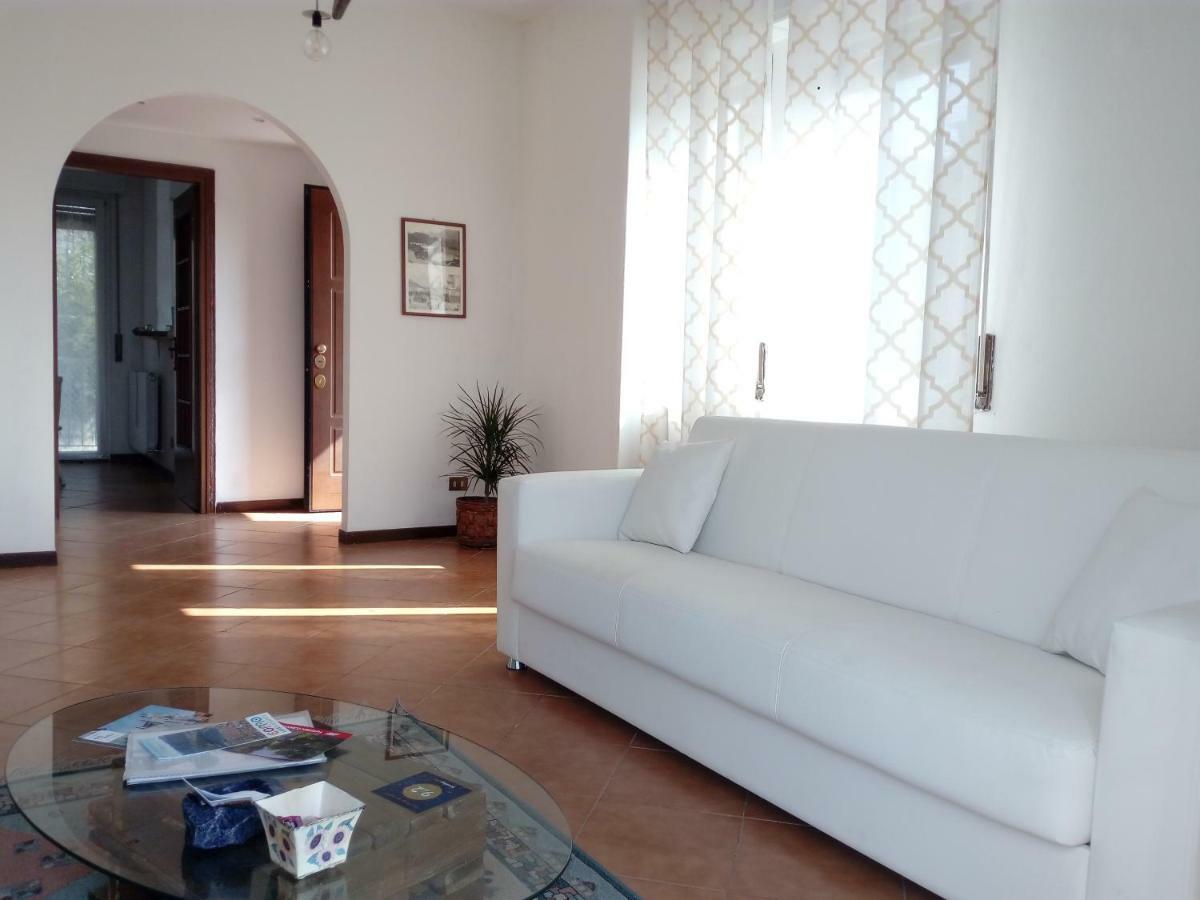 Como Ricky Apartment Cavallasca Luaran gambar