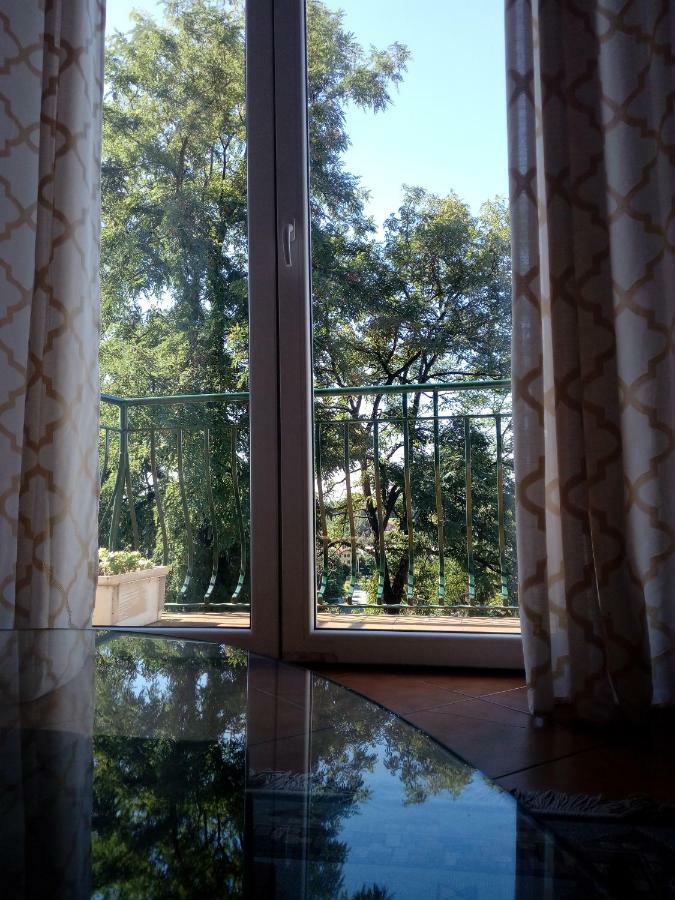 Como Ricky Apartment Cavallasca Luaran gambar